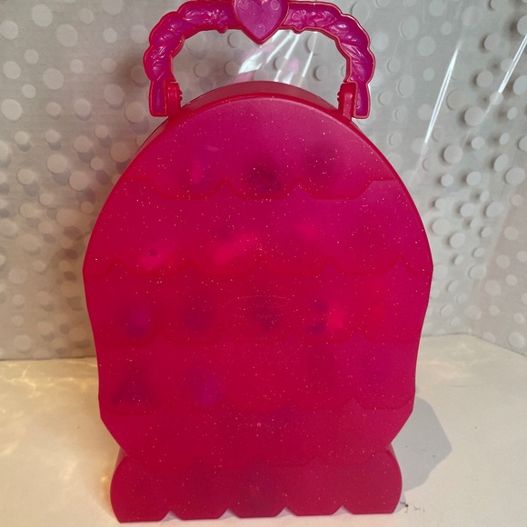 Hatchimals CollEGGtibles Collector's Case - Picture 12 of 13